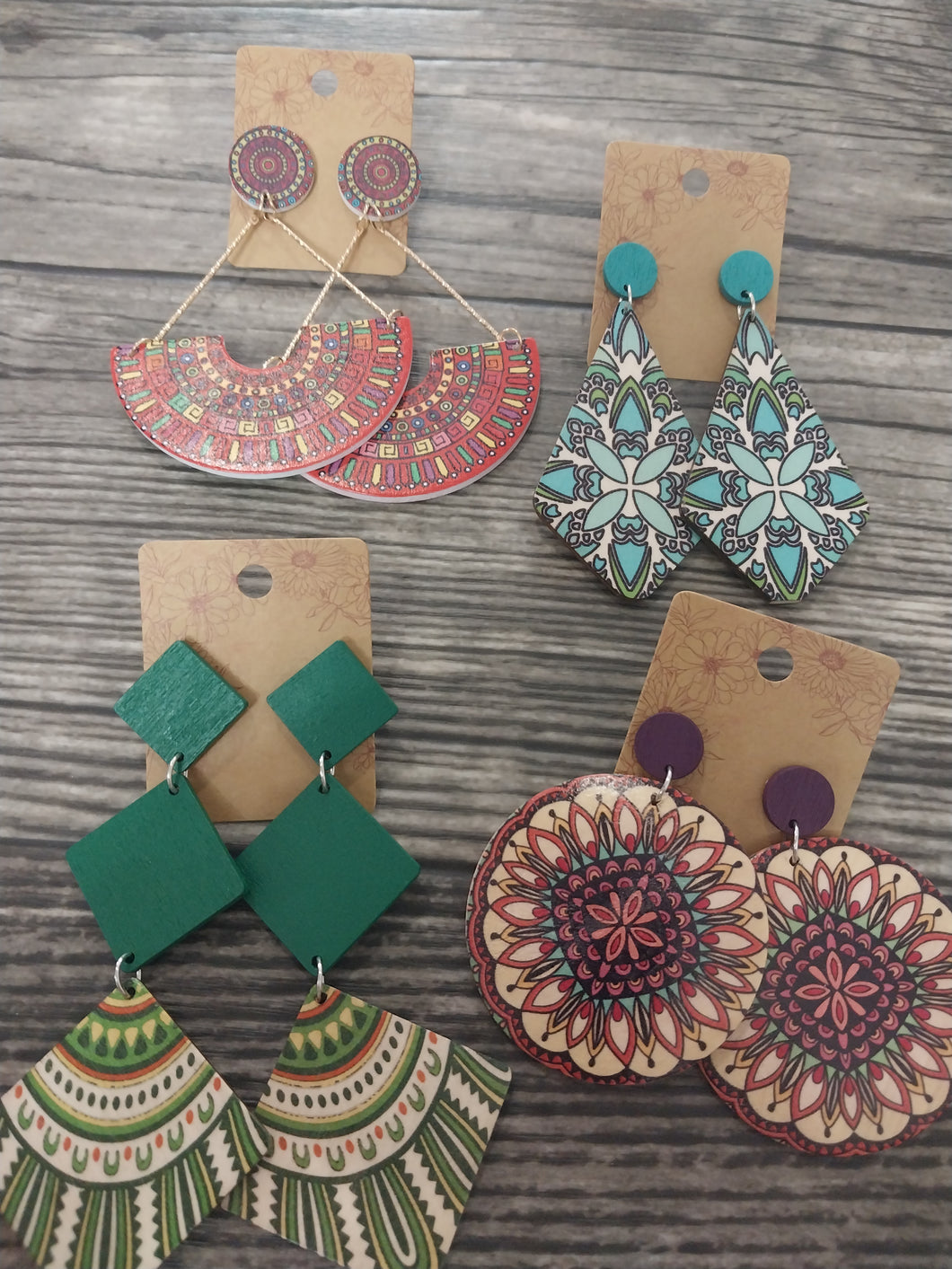Retro Wood Studs