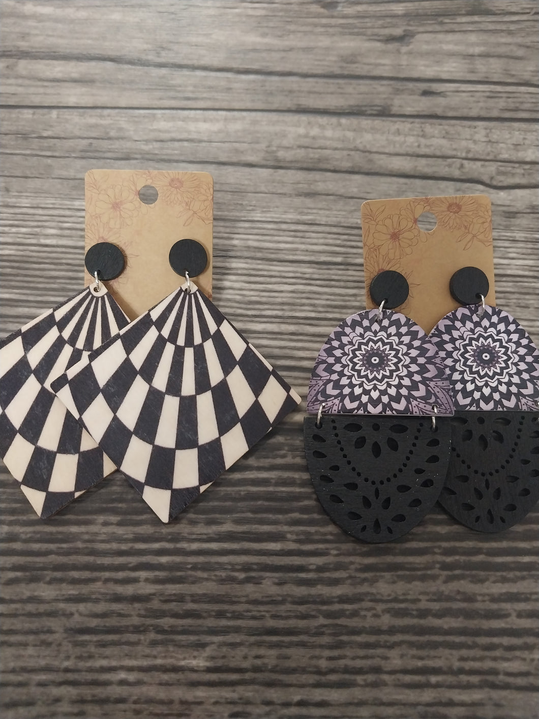 Retro Wood Studs