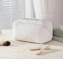 Load image into Gallery viewer, Embossed Makeup Bag ☆4 colors
